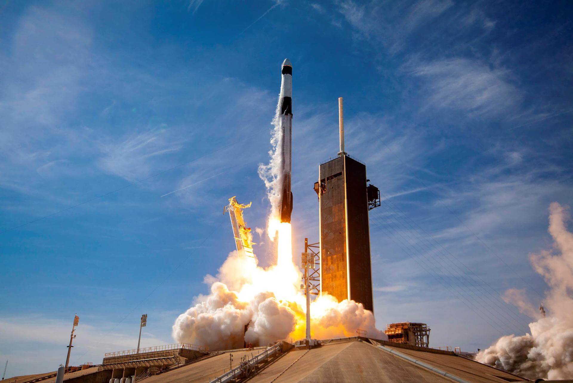 Dragon CRS-2 SpX-35 mission image from the launch source.
